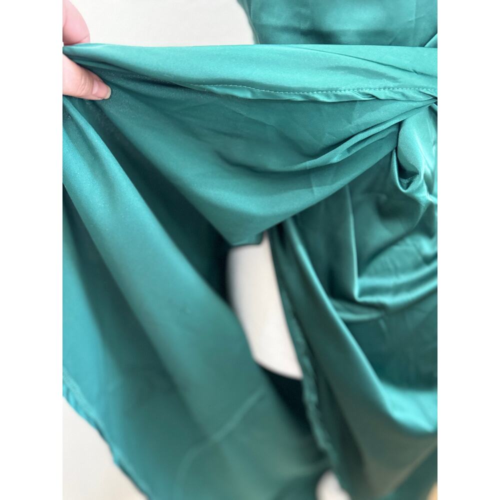 NWOT LYANER Women's One Shoulder Satin Green Ruched Sleeveless Midi Dress Small - Picture 9 of 10